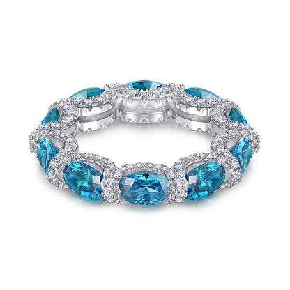 Ring mit synthetischen Diamanten und synthetischem Aquamarin