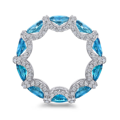 Ring mit synthetischen Diamanten und synthetischem Aquamarin