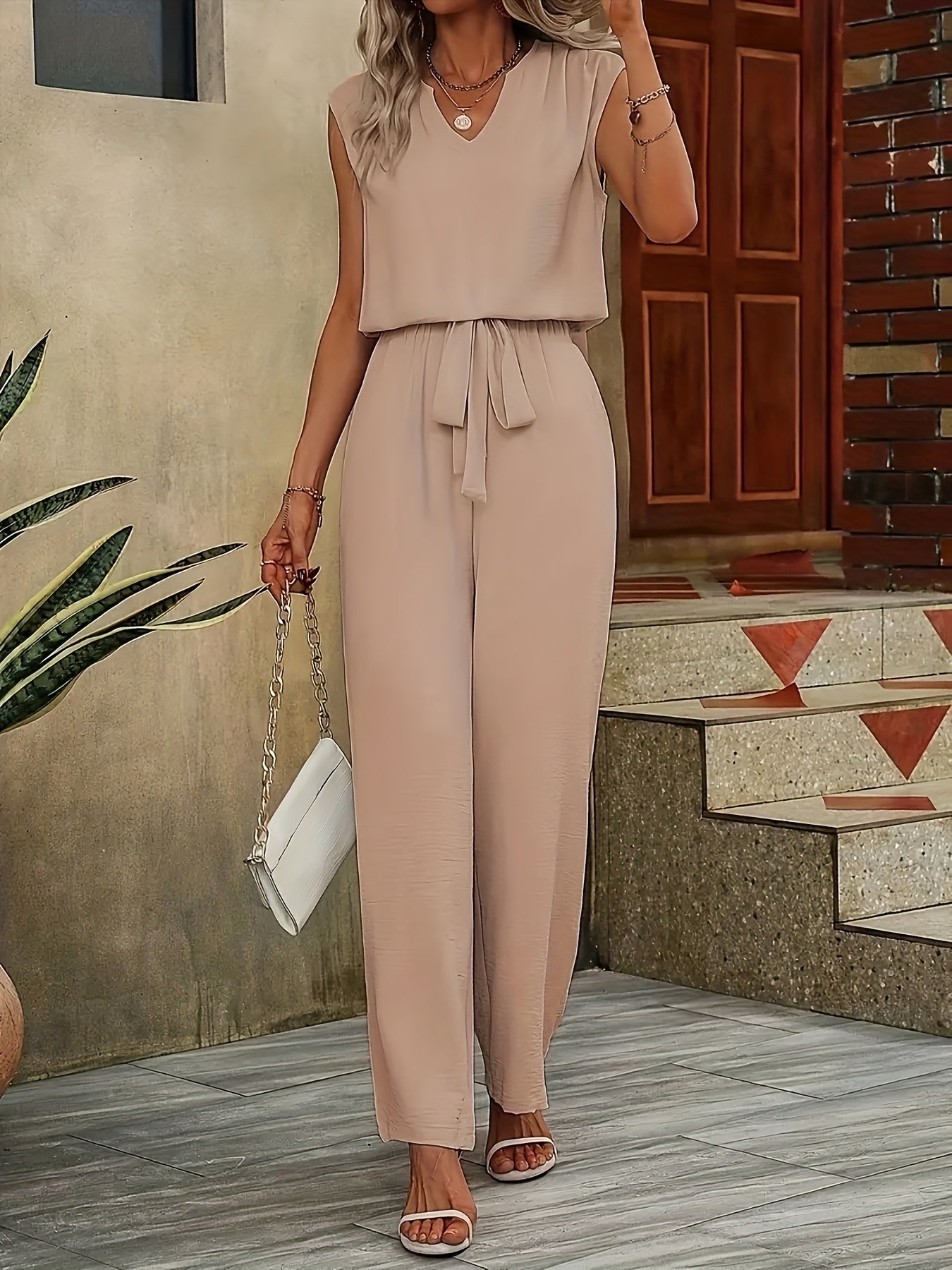 Frühling & Sommer Damen-Set: Plissierte Weite Hose mit Schleife & Ärmelloses V-Ausschnitt T-Shirt