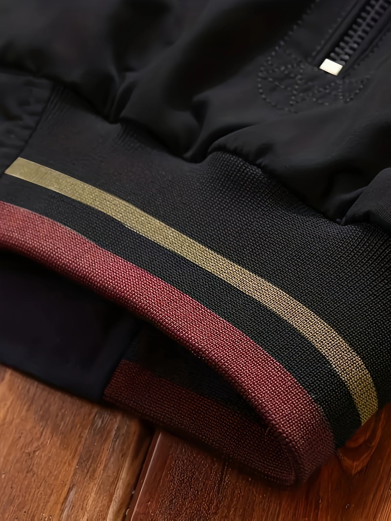 Herrenjacke Olivgrün – Zweifarbige Stehkragen-Jacke mit Reißverschluss