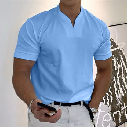 Kurzärmliges Sport-T-Shirt mit V-Ausschnitt