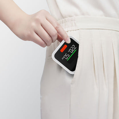 Steckdosentester mit LCD-Display