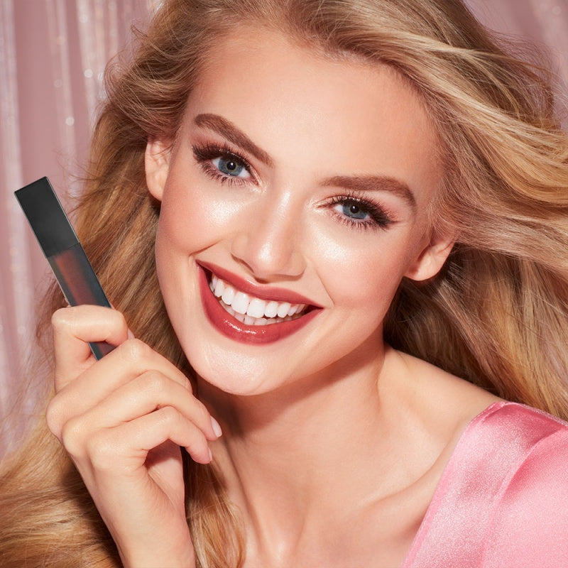 Lip Stain-Mousse mit reichhaltigem Pigment und mattem Finish