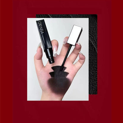 Lip Stain-Mousse mit reichhaltigem Pigment und mattem Finish
