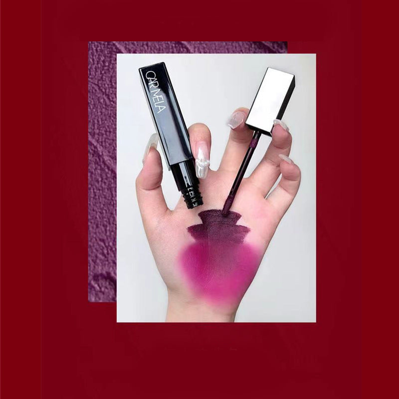 Lip Stain-Mousse mit reichhaltigem Pigment und mattem Finish