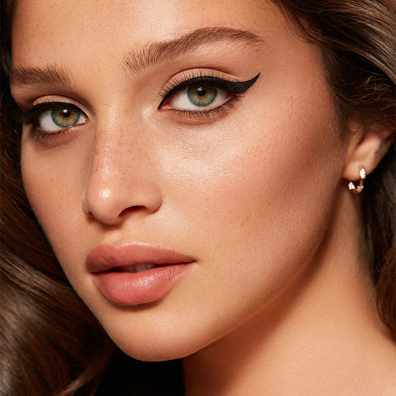 2-in-1-Lidschatten-Liner mit Mischpinsel